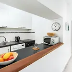 Lanzahost Tuscan Al Mar קוסטה טגוויסה